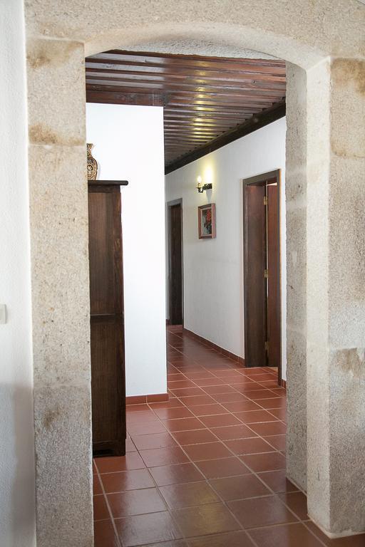 Solar Dos Almeidas - Turismo De Habitacao Bed & Breakfast Trancoso Bagian luar foto