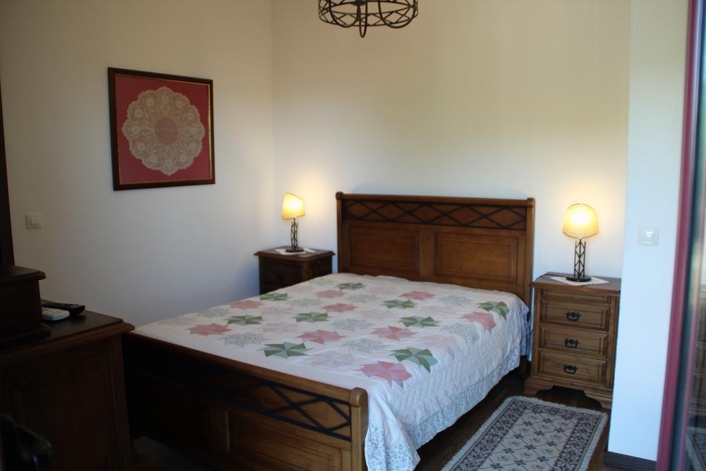 Solar Dos Almeidas - Turismo De Habitacao Bed & Breakfast Trancoso Bagian luar foto
